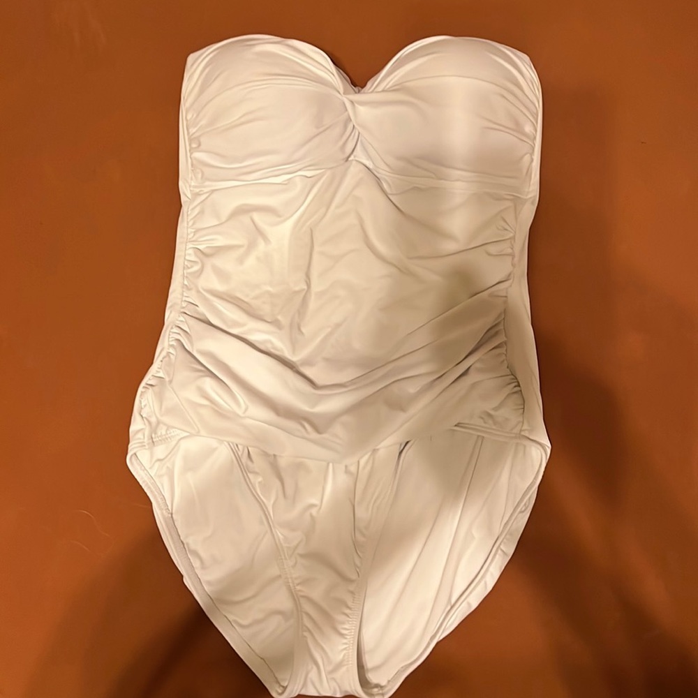 Anne Cole one piece swimsuit